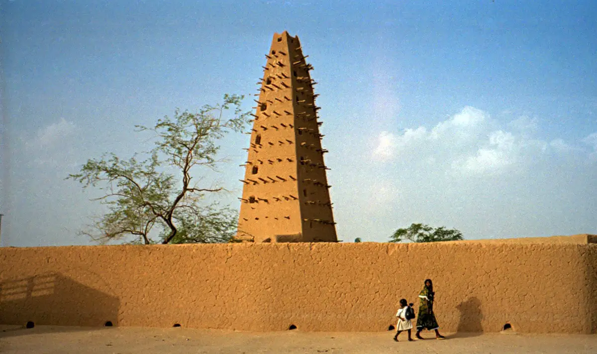 Agadez Mosque - tallest adobe structure in the world