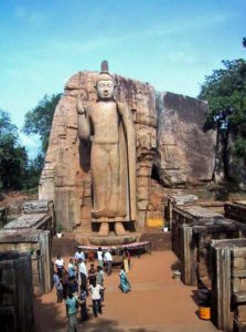 Avukana Buddha statue, Sri Lanka