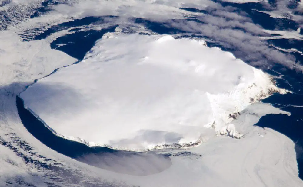 Bouvet Island from the north-east