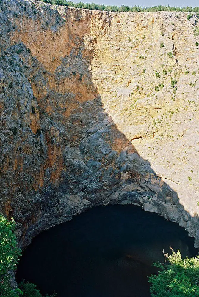 Crveno Jezero sinkhole, Croatia