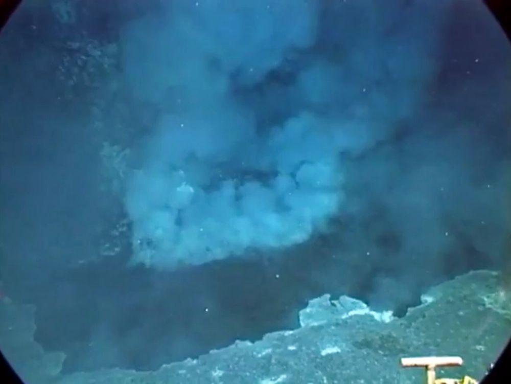 Daikoku Sulfur Cauldron at the moment of discovery, Northern Marianas