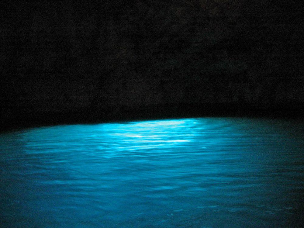 Emerald glow in Grotta dello Smeraldo, Italy