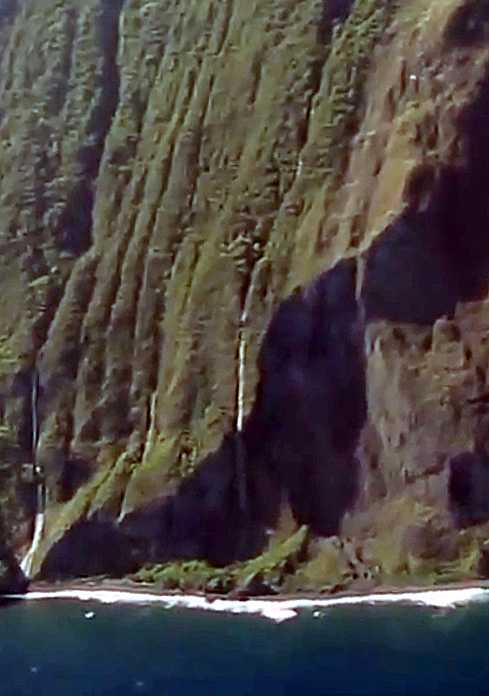 Lower part of Haloku Falls, Moloka'i