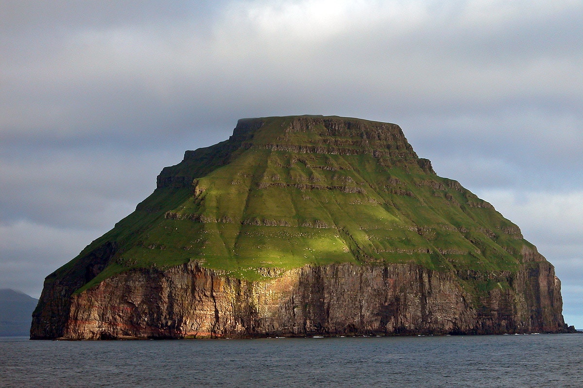 Lítla Dímun island, Faroe Islands