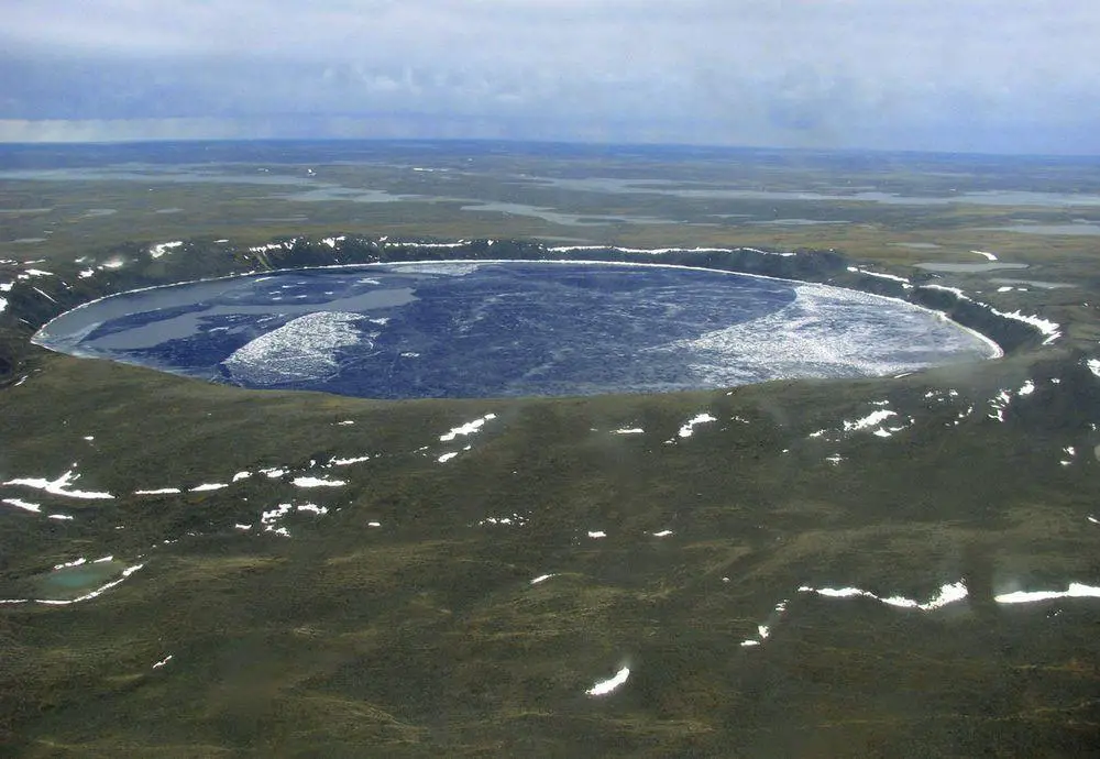 Pingualuit crater, Canada