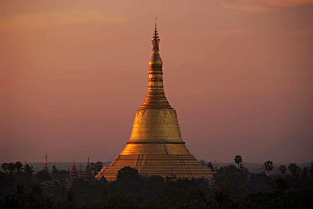 Shwemawdaw Pagoda, Burma