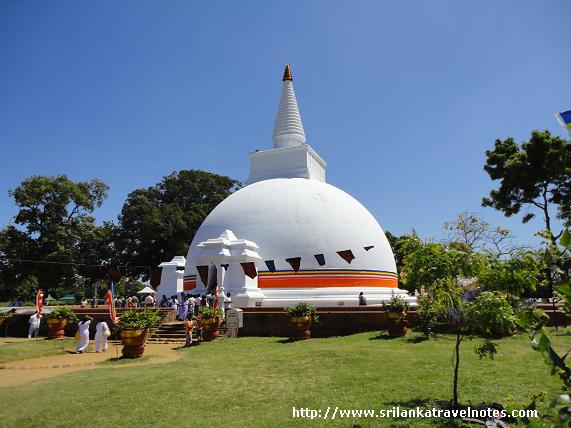 Somawathie Stupa, Sri Lanka