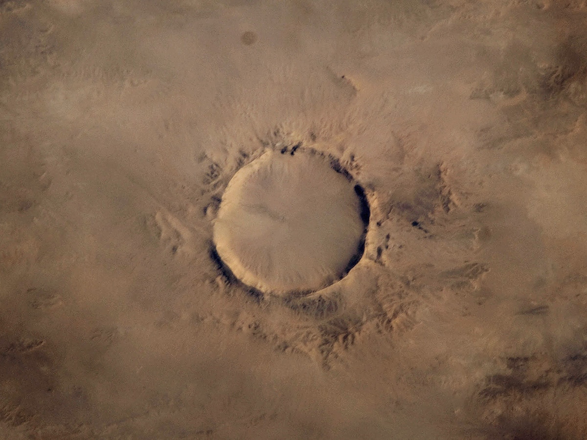 Tenoumer crater in Mauritania, December 2008