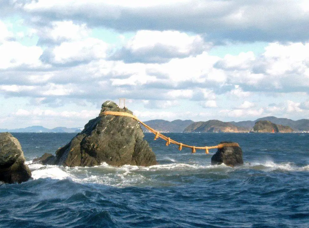 Meoto Iwa - Shinto shrine, Japan