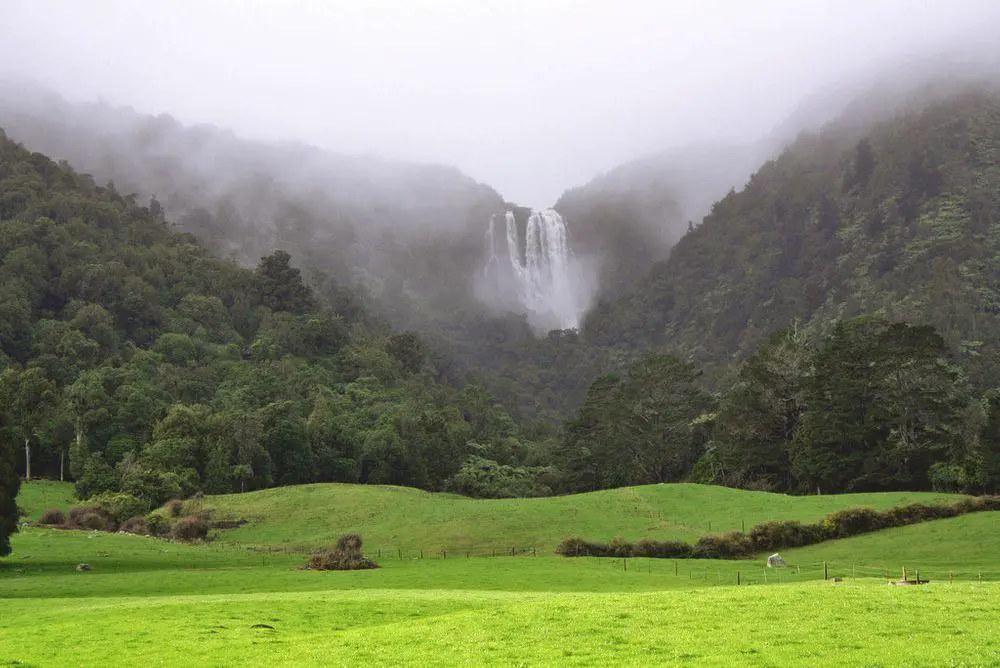 Wairere Falls from road, New Zealand