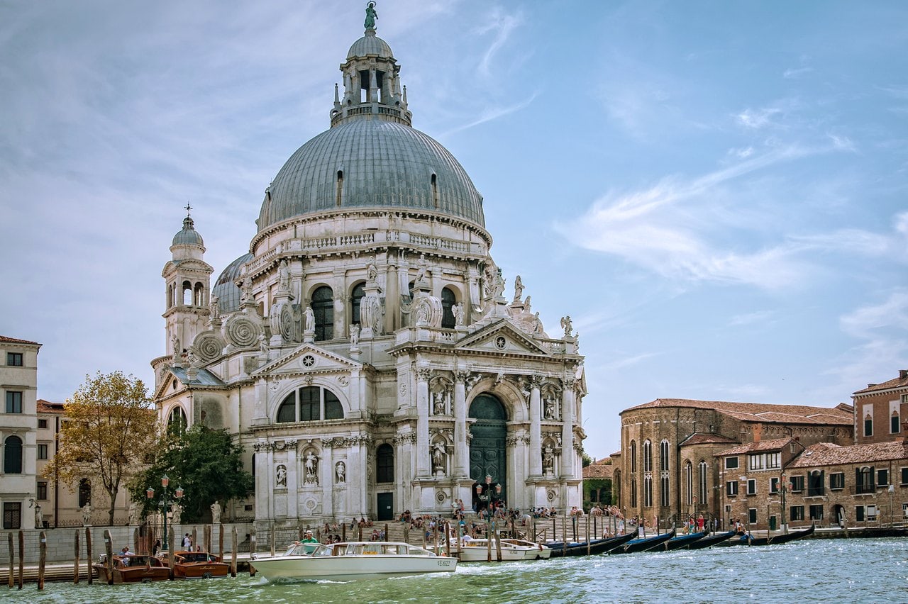 Santa Maria della Salute, Venice