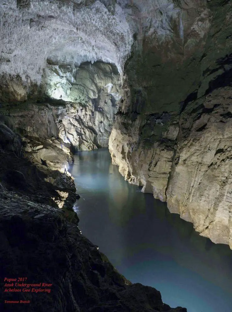 Aouk Underground River, Gallery of Beccari d' Albertis