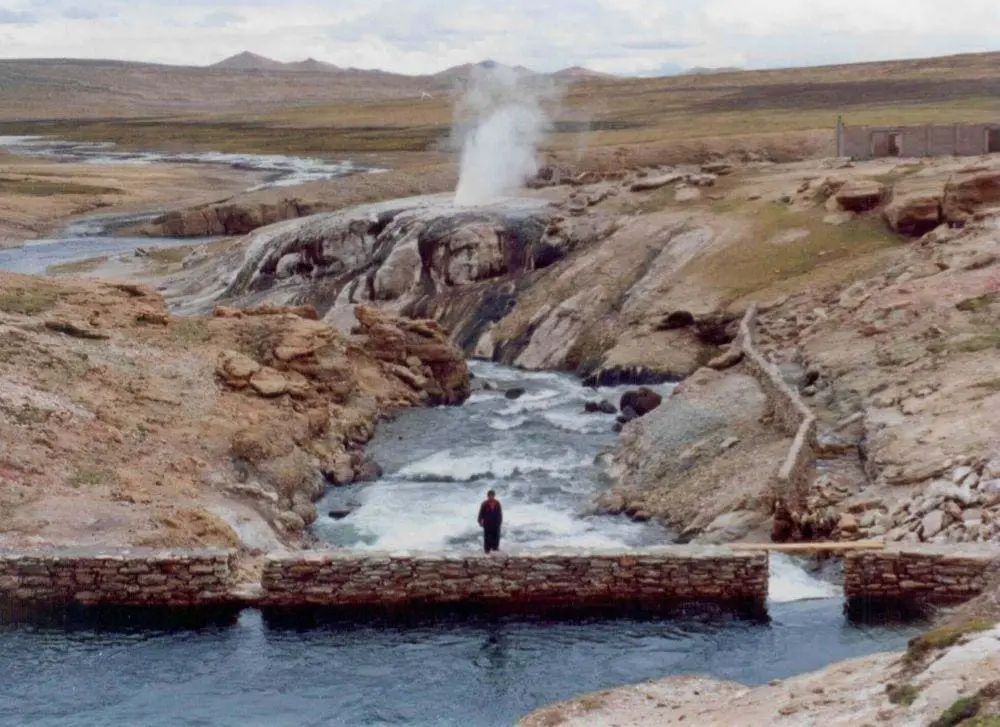 Dagejia Pohutu geyser