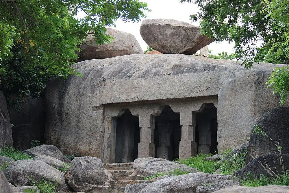 Dharmaraja Mandapam, Mahabalipuram