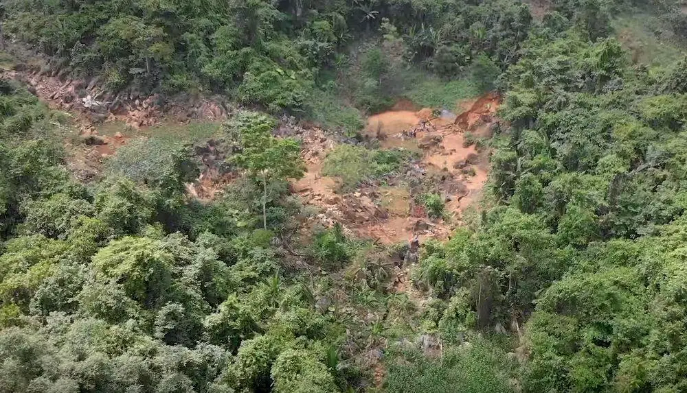 Spinel mines in Lục Yên