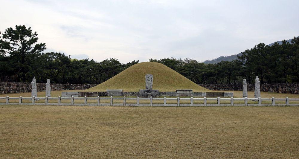 Kim Suro tomb, Gimhae