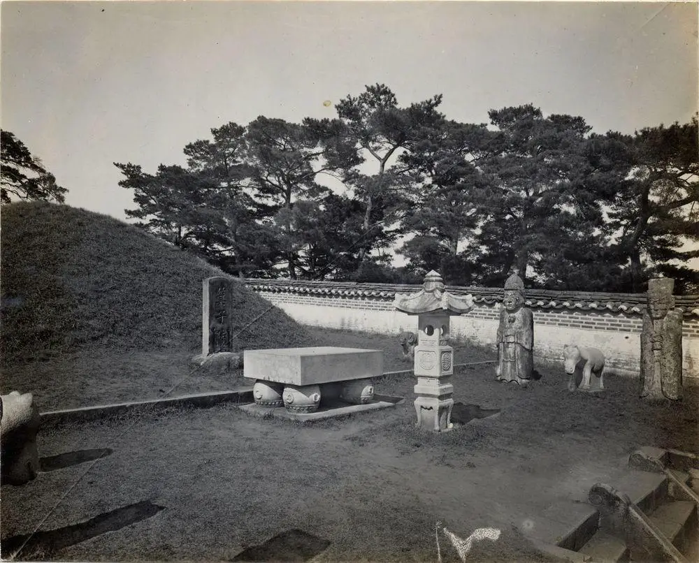 Kija's Tomba in the early 20th century