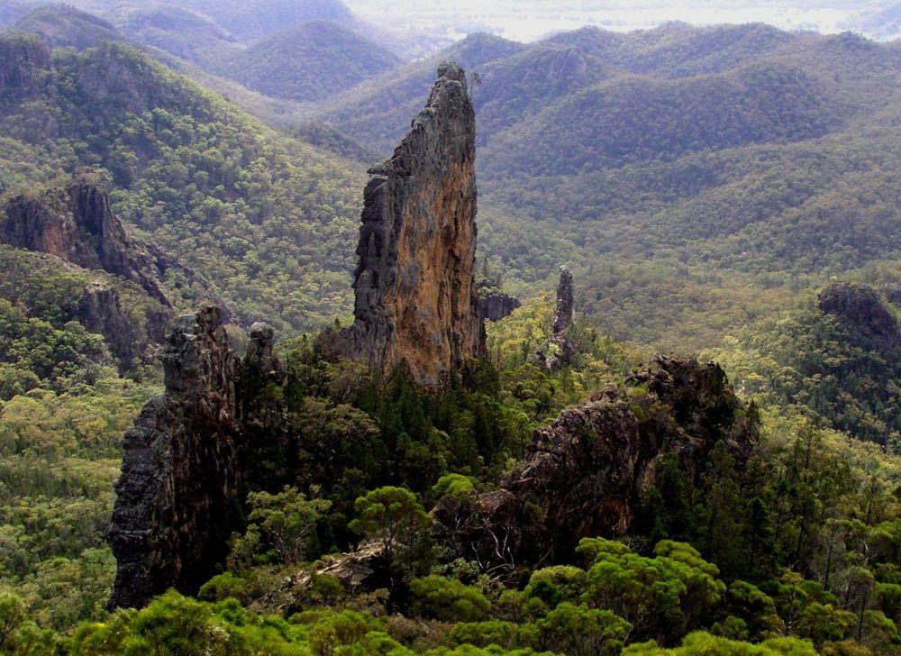The Breadknife - cliff in Australia