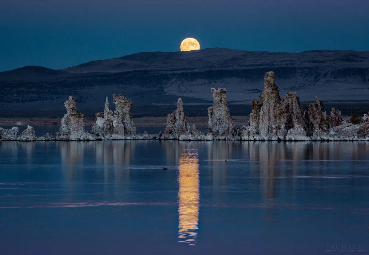 Mono Lake