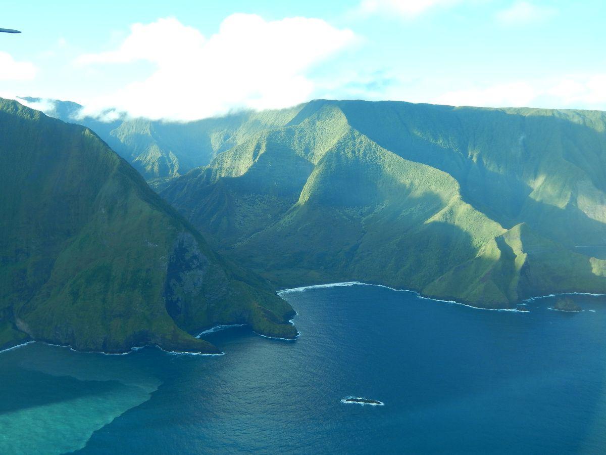 Pelekunu Bay