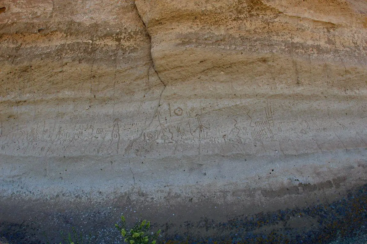 Petroglyph Point at Lava Beds National Monument