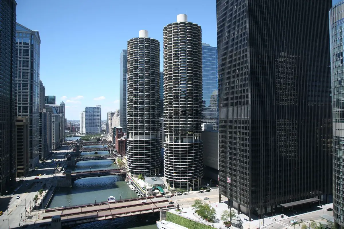 Marina City (in the centre)