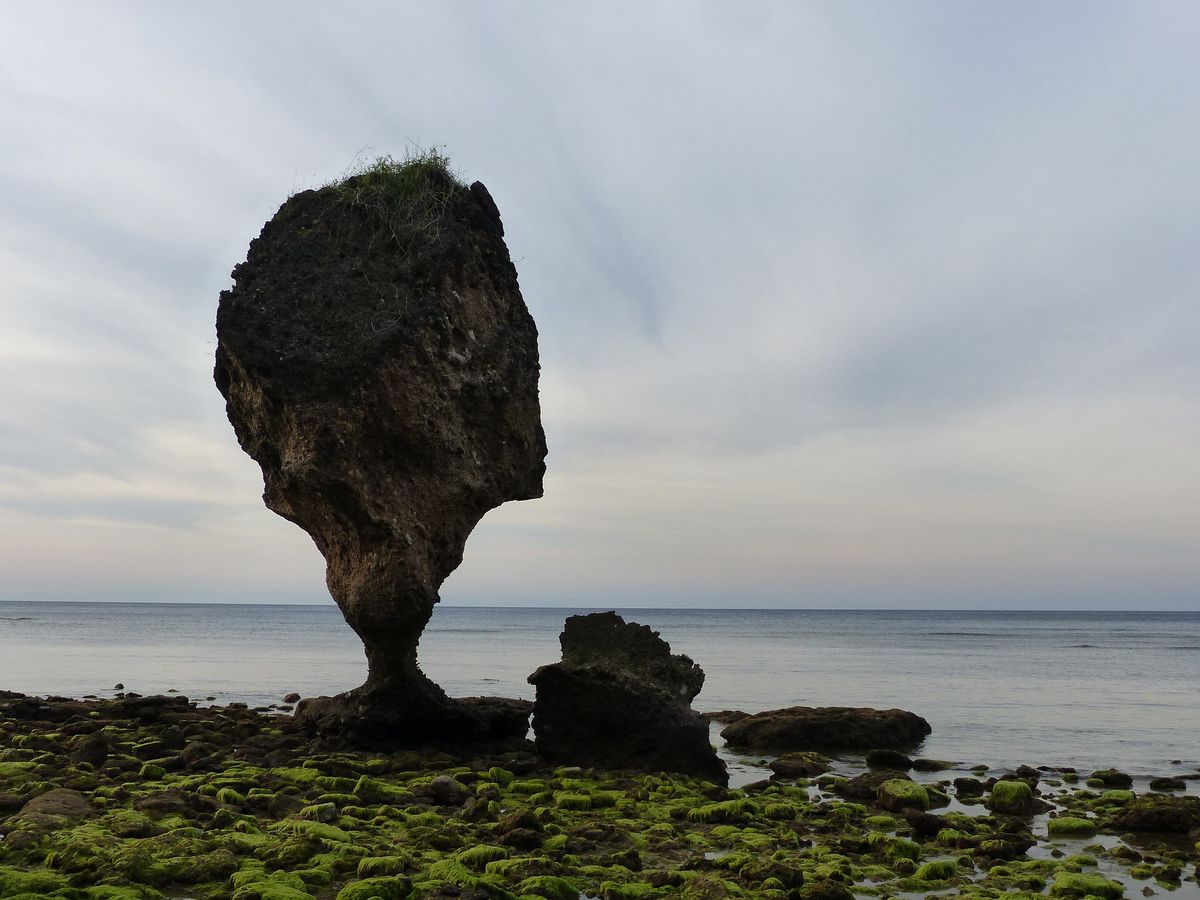 Balancing rock in Osolata Beach