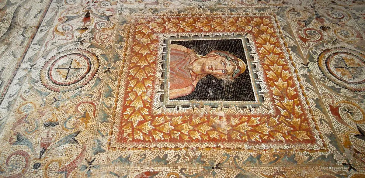 Bulla Regia, mosaic