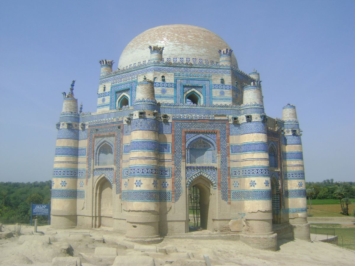 Tomb of Bibi Jawindi