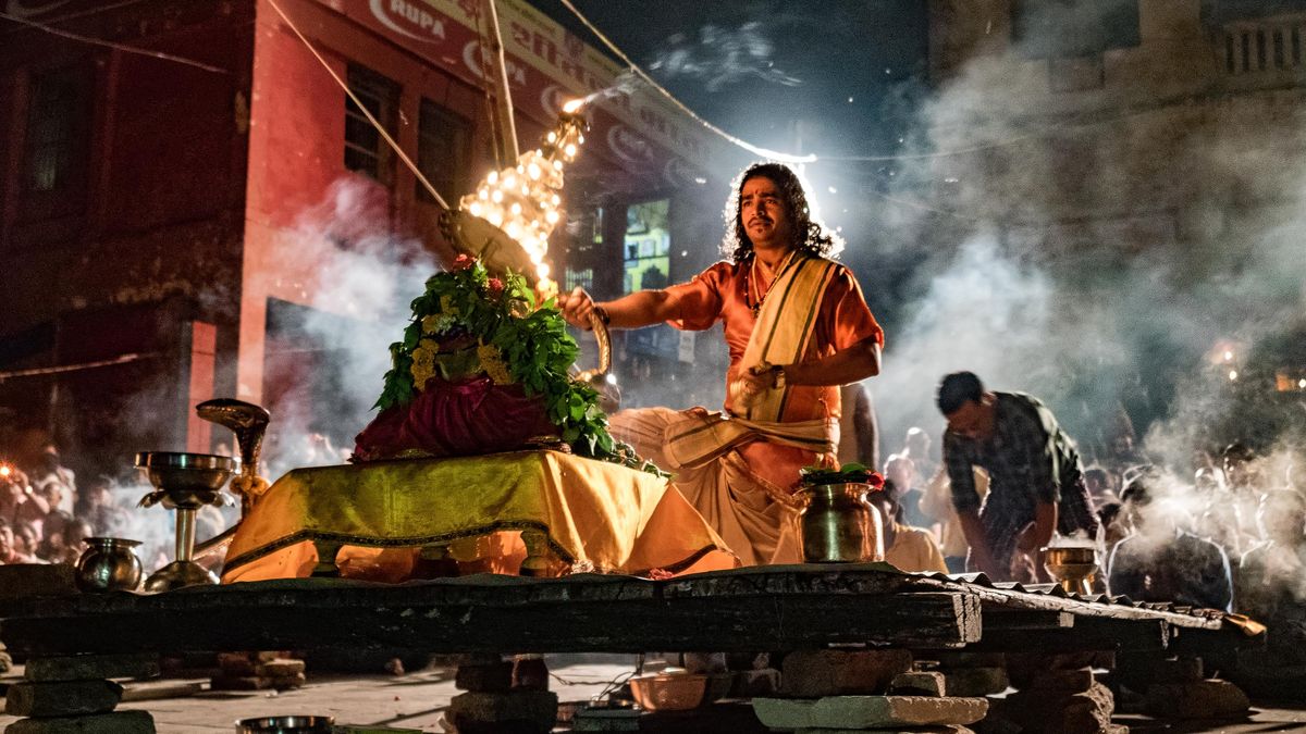 Hindu ritual in Varanasi