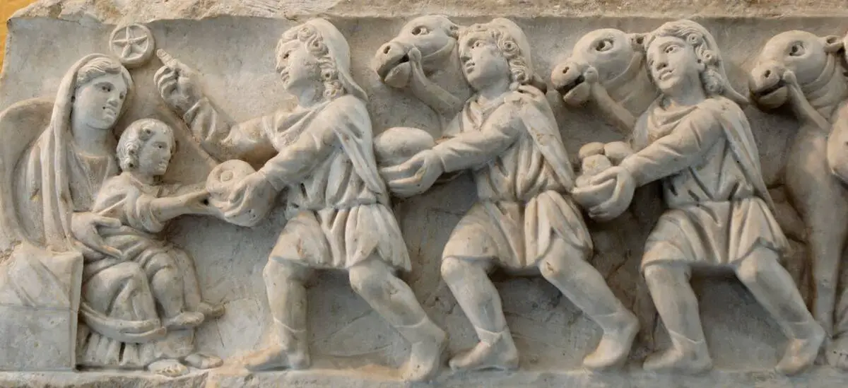Adoration of the Magi, Roman sarcophagus in the 4th century, St. Agnes Cemetery in Rome