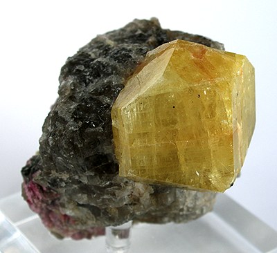 Some 3 cm large londonite crystal from Antsongombato gemstone mine