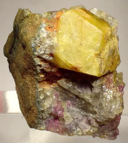 Some 1.8 cm large londonite from Antsongombato gemstone mine
