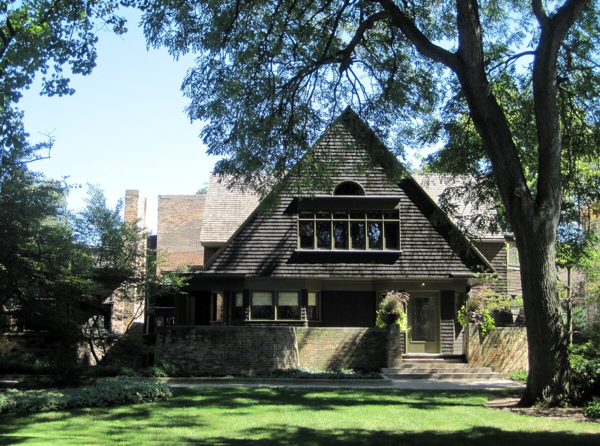 Frank Lloyd Wright Home and Studio