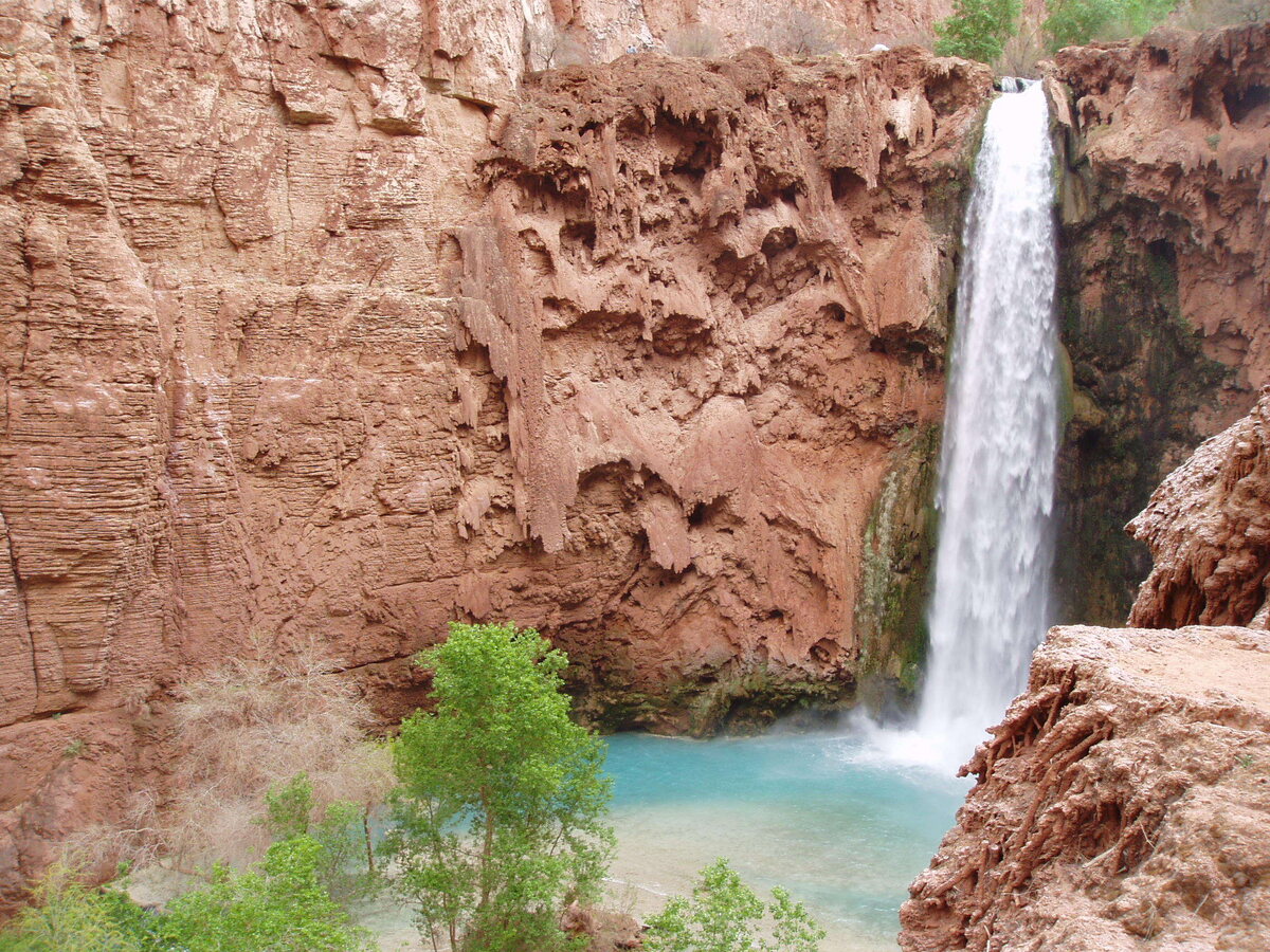 Mooney Falls