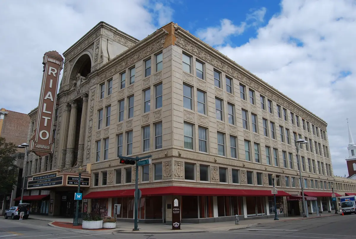 Rialto Square Theatre in Joliet