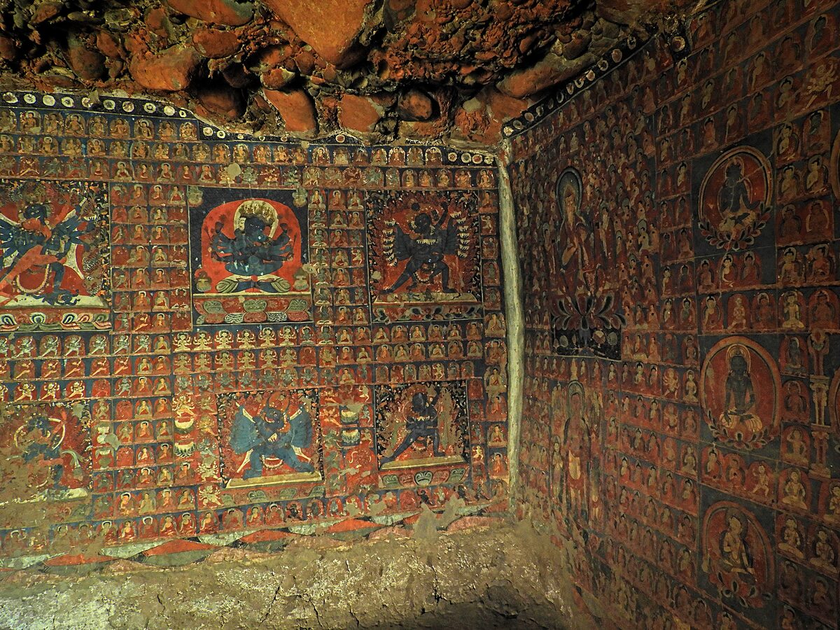 Saspol Caves, paintings of Buddhist pantheon, India