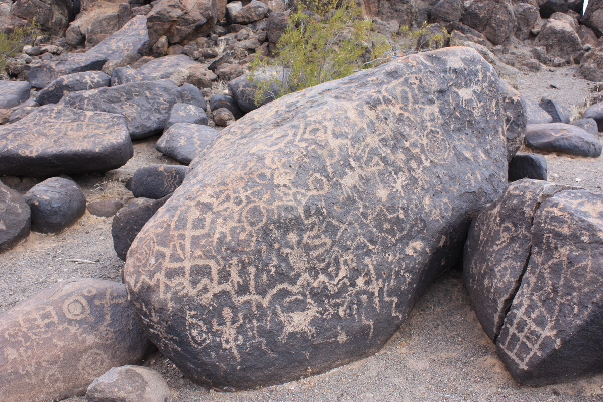 Painted Rocks in Arizona