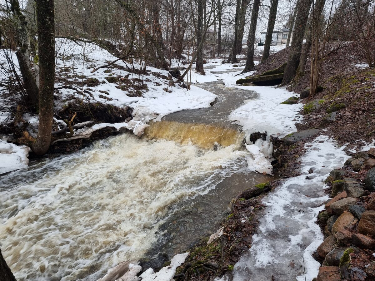 Skanstupites Cascade in February 2024