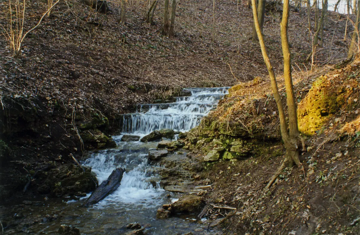 Jumprava Park Waterfall, March 1999